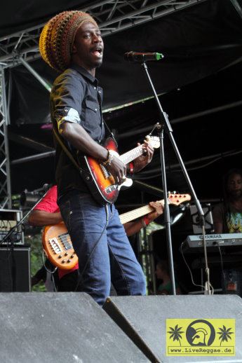 Meta and The Cornerstones (SN) 21. Reggae Jam Festival - Bersenbrueck 26. Juli 2015 (11).JPG